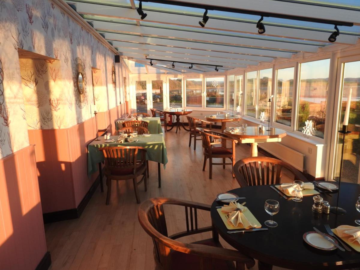 The Bay Horse Hotel And Restaurant Ълвърстън Екстериор снимка