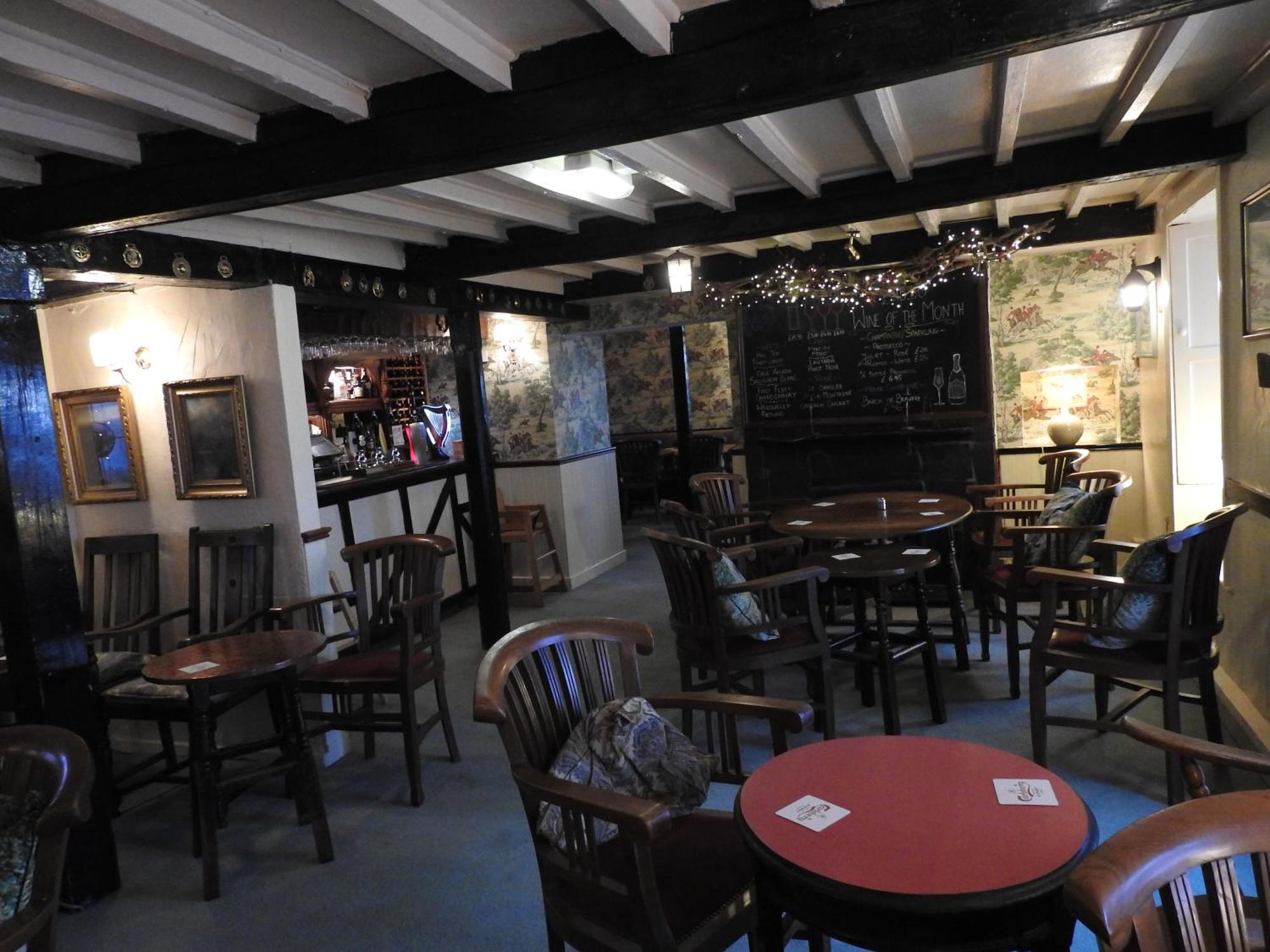 The Bay Horse Hotel And Restaurant Ълвърстън Екстериор снимка