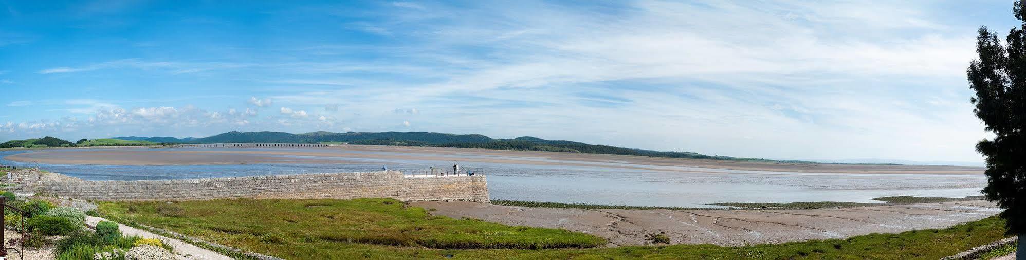 The Bay Horse Hotel And Restaurant Ълвърстън Екстериор снимка